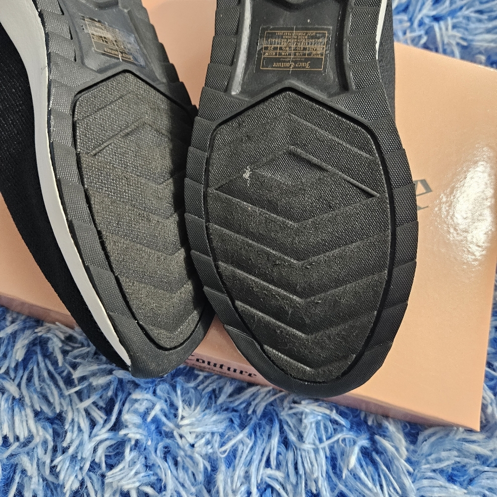 Shoes - Picture 3 of 4